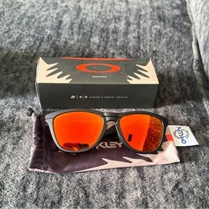 ALBINO & PRETO X OAKLEY Sunglasses